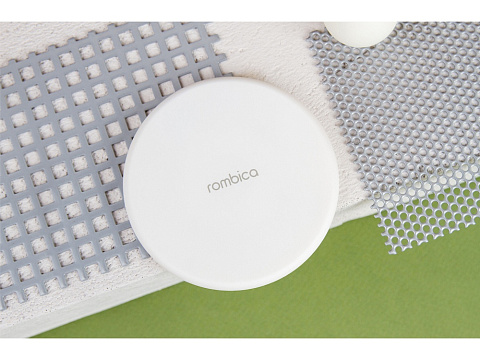 Беспроводное зарядное устройство Rombica NEO Q1W Quick, белый - рис 14.