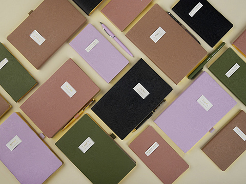 Еженедельник недатированный А6 Verde с нашивкой, зеленый - рис 7.