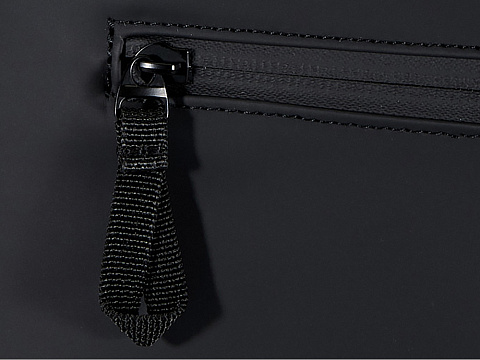 Переработанный рюкзак Реси Плюс 15 GRS с закручивающимся верхом объемом 18 л, черный - рис 5.